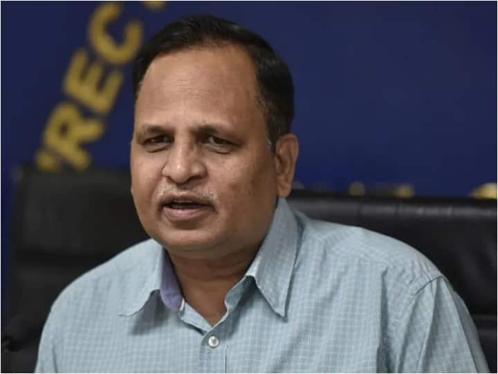 Delhi Corona Update relief on the front of corona only 100 bed occupied in 10000 says Satyendra Jain ANN Delhi Corona News: कोरोना के मोर्चे पर दिल्ली में राहत की खबर, जानिए स्वास्थ्य मंत्री सत्येंद्र जैन ने क्या कहा?