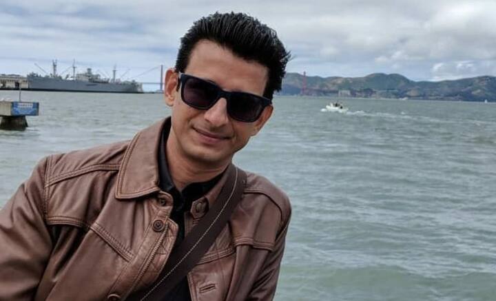 অভিনয় ক্ষমতা হোক বা ছবির চয়ন, প্রত্যেক ক্ষেত্রেই দক্ষতার প্রমাণ দিয়েছেন তিনি। তার পরেও বলিউডের প্রথম সারির অভিনেতা গন্য হওয়া তো দূর, দ্বিতীয়-তৃতীয় সারিতেও অন্তর্ভুক্ত করা হয় না তাঁকে। জন্মদিনে ফিরে দেখা অভিনেতার জীবনের ওঠাপড়া।