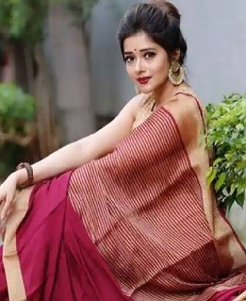 ટીનાએ પોતાના કરિયરની શરૂઆત ટીવી સીરિયલ 'ઉતરન'થી કરી હતી. સિરિયલથી તે ઘણી ફેમસ થઈ ગઈ હતી. રિપોર્ટ્સ અનુસાર આ સિરિયલ માટે તેને 500 રૂપિયા મળ્યા હતા.