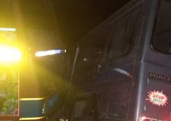 Ahmednagar Accident News : अहमदनगर-सोलापूर रस्त्यावर चार वाहनांचा भीषण अपघात, दोघांचा मृत्यू, दहा जखमी