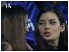 IPL 2022: दिल्ली और KKR का मैच देखने पहुंची ऋषभ पंत की गर्लफ्रेंड ईशा, फैंस ने कुछ यूं किया रिएक्ट