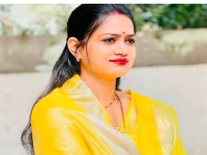 BJP leader Shweta Singh dies in mysterious conditions ”காயப்பட்ட பெண் சிங்கத்தை பார்த்து பயப்படணும்” : உயிரிழந்த பாஜக தலைவர் ஸ்வேதா சிங்கின் கடைசி பதிவு எழுப்பும் கேள்வி..