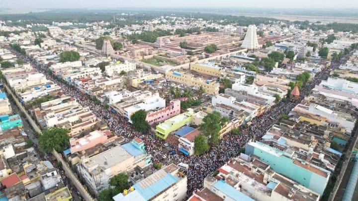 களிமேடு சம்பவம் எதிரொலி - மின்வெட்டு உடன் நடந்த ஸ்ரீரங்கம் கோயில் சித்திரை தேரோட்டம்