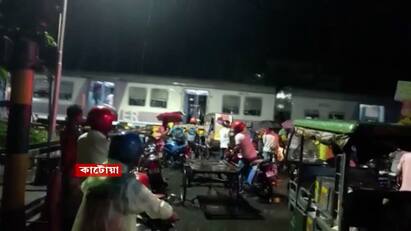Purba Burdwan heavy rainfall strom created blockade in train services one dead after tree uprooted Purba Burdwan News : ঝড়ের তাণ্ডবে বিঘ্ন কাটোয়া-আজিমগঞ্জ শাখায় ট্রেন চলাচলে, কেতুগ্রামে মৃত্যু স্কুলছাত্রীর