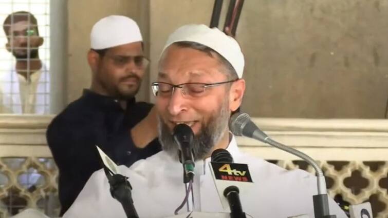 AIMIM chairman Asaduddin Owaisi cried during the speech, watch the video સંબોધન દરમિયાન રડી પડ્યા AIMIMના અધ્યક્ષ અસદુદ્દીન ઓવૈસી, જુઓ વિડિઓ