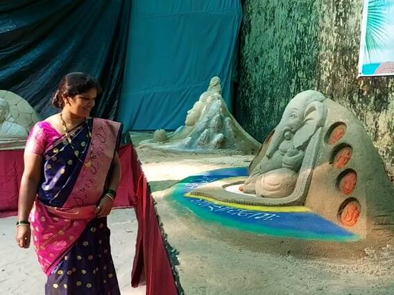 तळकोकणात साकारलंय महाराष्ट्रातील पहिलं वाळूशिल्प संग्रहालय