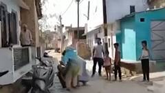 नमाज के बाद नारेबाजी, यूपी में ईद से पहले माहौल बिगाड़ने की साजिश ! | Khabrein Tabadtod