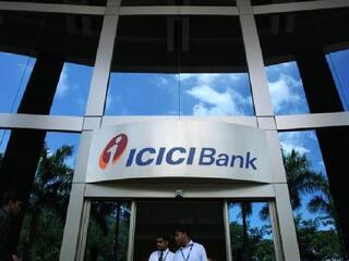 ICICI બેન્કે ગ્રાહકોને આપ્યો ઝટકો,  લેન્ડિંગ રેટ 50 બેસિસ પોઇન્ટ વધાર્યો