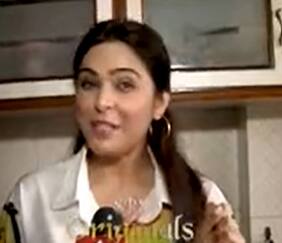Madhurima Tuli and her daily routine at home | SBS Originals