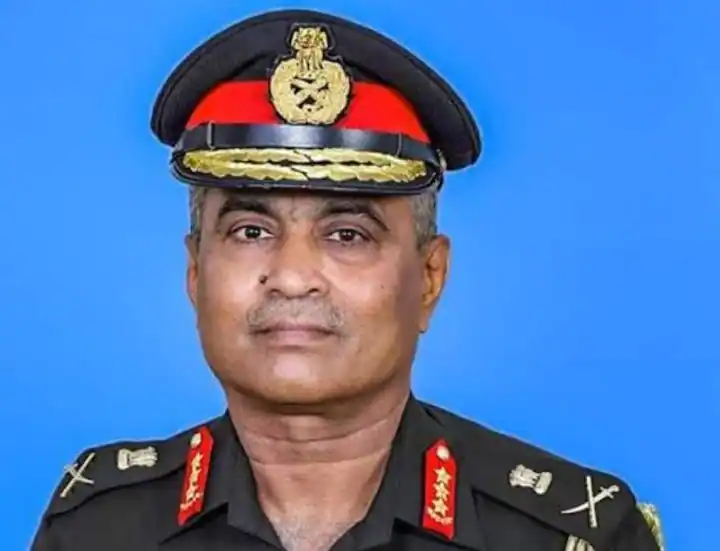 General Manoj Pande General Manoj Pandey took over as the 29th Army Chief General MM Naravane place General Manoj Pande : ਹੁਣ ਇੰਜੀਨੀਅਰ ਦੇ ਹੱਥਾਂ ਵਿੱਚ ਤੀਜੀ ਸਭ ਤੋਂ ਵੱਡੀ ਫੌਜ, ਜਨਰਲ ਮਨੋਜ ਪਾਂਡੇ ਨੇ ਸੰਭਾਲੀ ਭਾਰਤੀ ਫੌਜ ਦੀ ਕਮਾਨ 