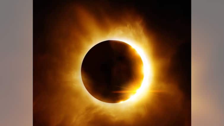 Surya Grahan: Visibility in India, timings and other details of first partial solar eclipse of 2022 Solar Eclipse of 2022: বছরের প্রথম সূর্যগ্রহণের সাক্ষী হতে চলেছে বিশ্ব! ভারতে কখন দেখা যাবে?