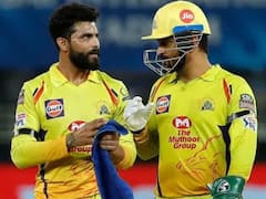 IPL 2022 : মাঝ-মরসুমে ছন্দপতন, ধোনির কাছে অধিনায়কত্ব ফেরালেন জাদেজা