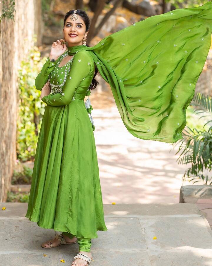 శ్రీముఖి (Image courtesy - @Sreemukhi/Instagram)