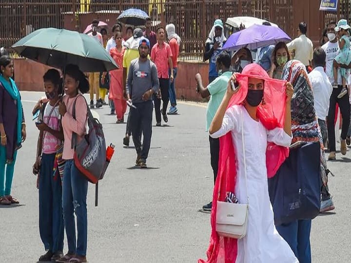 Delhi-NCR Weather Forecast: today weather and pollution report of delhi-ncr 30 april, alert for heatwave in delhi, rain forecast from 2 may Delhi-NCR Weather Forecast: दिल्ली-एनसीआर में 'लू' की लहर से नहीं मिलेगी अभी राहत, इस दिन से हो सकती है बारिश, प्रदूषण बढ़ा