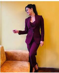 Shweta Tiwari Photos : ਭੋਜਪੁਰੀ ਅਦਾਕਾਰਾ ਸ਼ਵੇਤਾ ਤਿਵਾਰੀ ਦੇ ਬੌਸ ਲੇਡੀ ਲੁੱਕ ਨੇ ਫ਼ੈਨਜ ਨੂੰ ਕੀਤਾ ਇਮਪ੍ਰੇਸ, ਤਸਵੀਰਾਂ ਦੇਖ ਤੁਸੀਂ ਵੀ ਹੋ ਜਾਓਗੇ ਦੀਵਾਨੇ