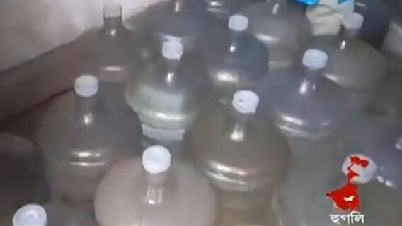 Konnagar: বিনা অনুমতিতে ডিপ টিউবওয়েলের জল বিক্রি! অভিযান চালিয়ে বন্ধ করল পুলিশ।Bangla News
