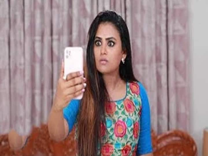 bharathi kannama serial new promo goes on viral என்ன வெண்பா கடுப்பா இருக்கா? இனிமே பயங்கரம்.. ஆரம்பமாகும் கண்ணம்மா அலப்பறைகள்!