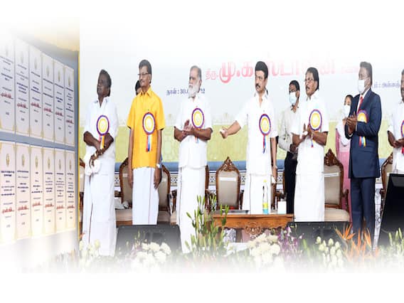 தேனி : தமிழக அரசு சார்பில் 10427 பயனாளிகளுக்கு 71 கோடி மதிப்பில் வழங்கப்பட்ட நலத்திட்ட உதவிகள்..