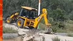 Uttarakhand : Haridwar में गरजा बुलडोजर, अवैध कालोनियों पर हुई बड़ी कार्रवाई