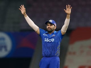 IPL 2022: मुंबई इंडियंस की पहली जीत के बाद रोहित का बड़ा बयान, बताया क्यों प्लेइंग इलेवन में हो रहा बदलाव