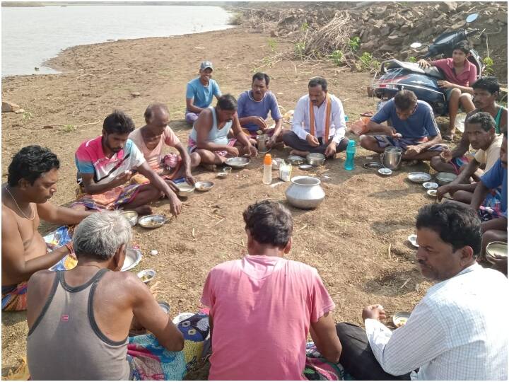 May Day was celebrated in Chhattisgarh on the appeal of Chief Minister Bhupesh Baghel by eating Bore Bashi ANN Chhattisgarh News: छत्तीसगढ़ में मुख्यमंत्री भूपेश बघेल की अपील पर बोरे बासी खाकर मनाया गया मई दिवस, जानिए कैसा होता है यह खाना