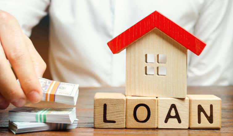 Loans of ICICI Bank and Bank of Baroda became expensive, interest rate increased due to RBI's move Home Loan Rate Hike: RBIના રેપો રેટની અસર દેખાઈ, આ સરકારી અને ખાનગી બેંકે  રેપો રેટ સાથે જોડાયેલ હોમ લોન મોંઘી કરી