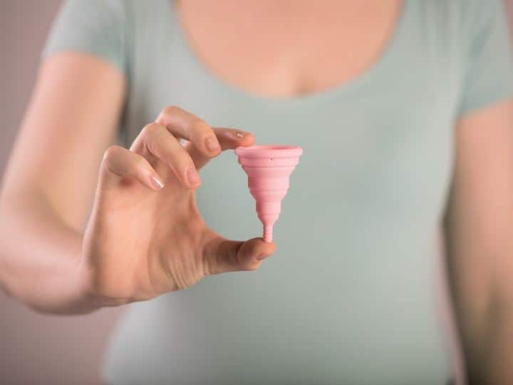 Do not be afraid to look at the menstrual cup, it is very easy to use Menstrual Cup: మెన్‌స్ట్రువల్ కప్ చూసి భయపడకండి, దాన్ని వాడడం చాలా సులువు
