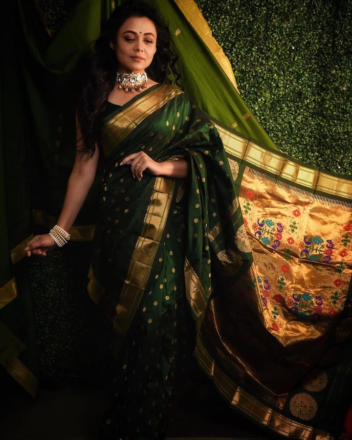 Marathi Actress Prarthana Behere Shared Beautiful Pictures In Green