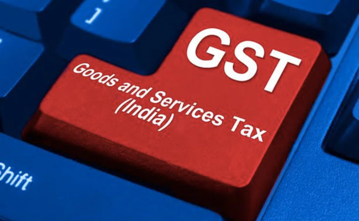 GST: 5 करोड़ रुपये सालाना से ज्यादा वाले कारोबारियों को B2B ट्रांजेक्शन के लिए ई-बिल निकालना जरूरी
