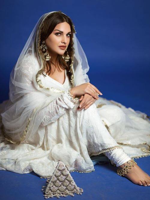 ਈਦ ਤੋਂ ਪਹਿਲਾਂ ਹਿਮਾਂਸ਼ੀ ਖੁਰਾਨਾ ਨੇ ਕਰਵਾਇਆ ਸ਼ੂਟ