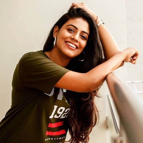 இனியா ஸ்பெஷல் போட்டோ கிளிக்ஸ்...! இனியா ஸ்பெஷல் போட்டோ கிளிக்ஸ்...!
