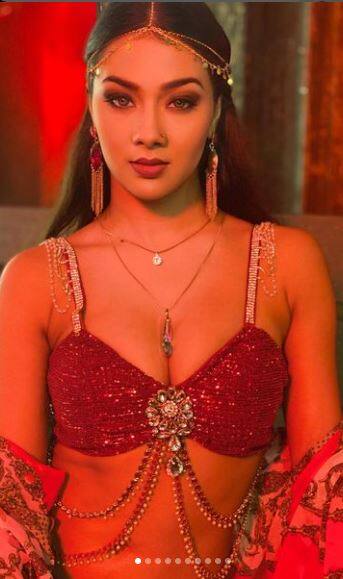 ਭੋਜਪੁਰੀ ਅਦਾਕਾਰਾ Namrita Malla ਲਾਲ ਡਰੈੱਸ 'ਚ ਲੱਗ ਰਹੀ ਹੈ ਕਮਾਲ