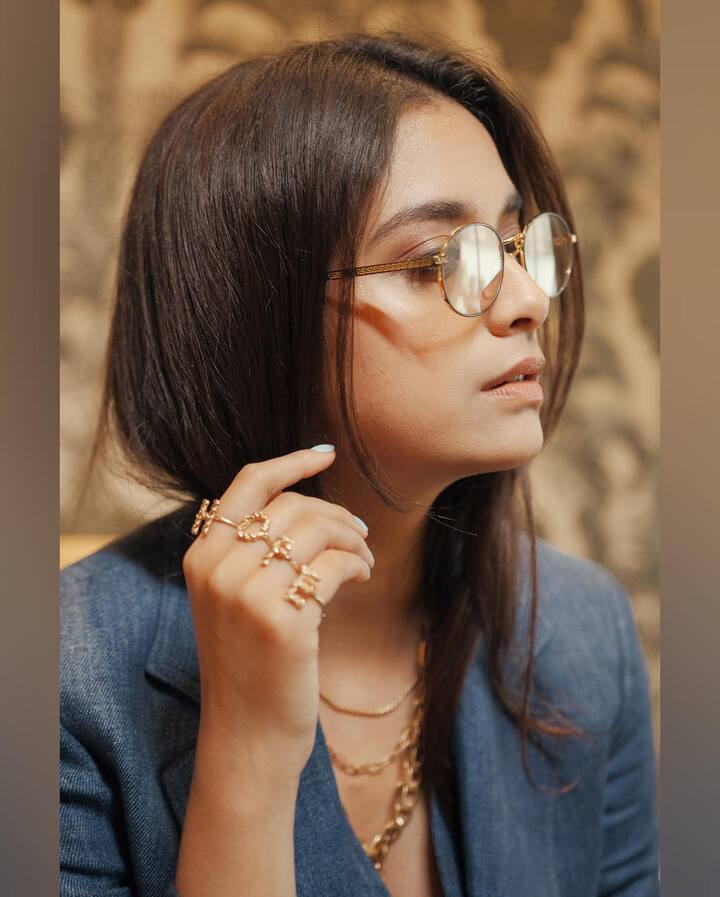 ரீலா ரீலா… ரீலா ரீலா… ரீல சுத்தாத