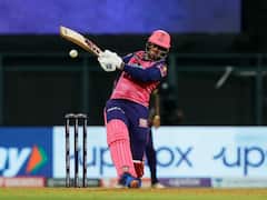 KKR vs RR: शिमरोन हेटमायर ने ताबड़तोड़ बैटिंग से बनाया रिकॉर्ड, कार्तिक-धोनी को छोड़ा पीछे