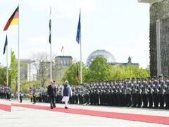 जर्मनीत पंतप्रधान मोदींना करण्यात आलं सन्मानित, देण्यात आलं 'गार्ड ऑफ ऑनर'