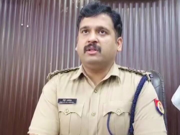 Chandauli News: मृतक लड़की की पोस्टमार्टम रिपोर्ट के बाद एसपी बोले- अभी मालूम नहीं कैसे हुई मौत, रेप के दावों पर कही यह बात Chandauli SP Ankur Aggarwal says Postmortem of the deceased was done after that Cause of death remains unknown Chandauli News: मृतक लड़की की पोस्टमार्टम रिपोर्ट के बाद एसपी बोले- अभी मालूम नहीं कैसे हुई मौत, रेप के दावों पर कही यह बात