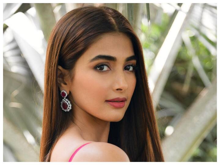 Pooja Hegde, Salman Khan movie shoot starts from May 12th Pooja Hegde: పూజా హెగ్డే దగ్గర అంత టైమ్ లేదమ్మా - అక్కడ బాలీవుడ్ ఫిల్మ్ వెయిటింగ్