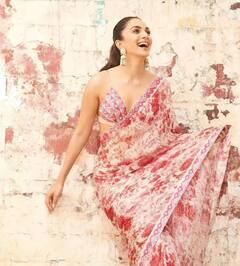 Bhool Bhulaiyaa 2 : ਕਿਆਰਾ-ਕਾਰਤਿਕ ਪ੍ਰਸ਼ੰਸਕਾਂ ਦਾ ਦਿਲ ਜਿੱਤਣ ਲਈ ਕਰ ਰਹੇ ਪੂਰੀ ਕੋਸ਼ਿਸ਼, ਦੇਖੋ ਉਨ੍ਹਾਂ ਦੀ ਧਮਾਕੇਦਾਰ ਕੈਮਿਸਟਰੀ