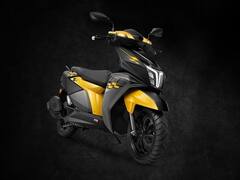 स्मार्टच नाही तर जबरदस्त आहे 'ही' स्कूटर; फीचर्स जाणून व्हाल थक्क...