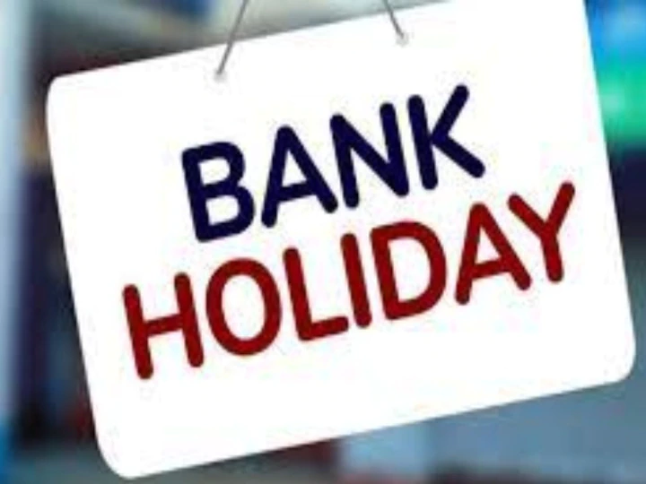 Bank Holidays 2022: ਇਨ੍ਹਾਂ ਸ਼ਹਿਰਾਂ 'ਚ 4 ਮਈ ਤੱਕ ਬੰਦ ਰਹਿਣਗੇ ਬੈਂਕ, ਘਰੋਂ ਨਿਕਲਣ ਤੋਂ ਪਹਿਲਾਂ ਦੇਖ ਲਓ ਲਿਸਟ Bank Holidays 2022: ਇਨ੍ਹਾਂ ਸ਼ਹਿਰਾਂ 'ਚ 4 ਮਈ ਤੱਕ ਬੰਦ ਰਹਿਣਗੇ ਬੈਂਕ, ਘਰੋਂ ਨਿਕਲਣ ਤੋਂ ਪਹਿਲਾਂ ਦੇਖ ਲਓ ਲਿਸਟ