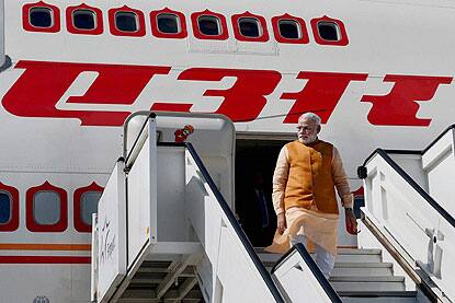 PM Modi Gujarat: PM Modi to address adivasi  samelen in South Gujarat check details PM Modi Gujarat Visit: પીએમ મોદી દક્ષિણ ગુજરાતના આદિવાસીઓને મનાવવા ક્યાં કરશે સભા ? જાણો ભાજપની શું છે રણનીતિ
