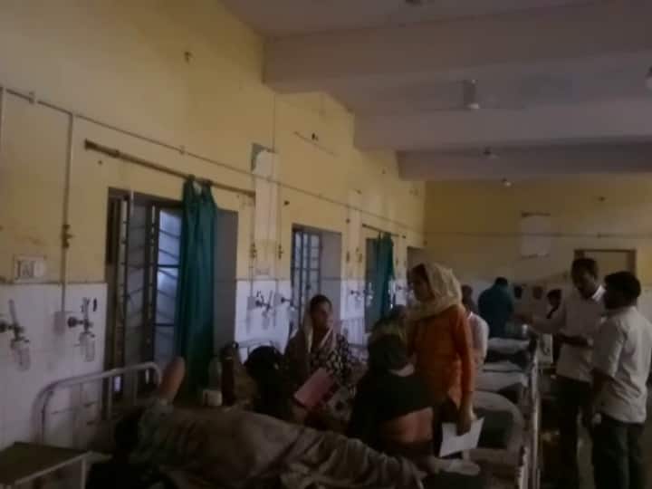 Rajasthan Due to power crisis power cuts patients in hospitals face problems in Bharatpur ANN Bharatpur: बीमारी से ज्यादा बिजली से बेहाल, अस्पतालों में गर्मी से तड़प रहे मरीज हाथ के पंखे से कर रहे हवा
