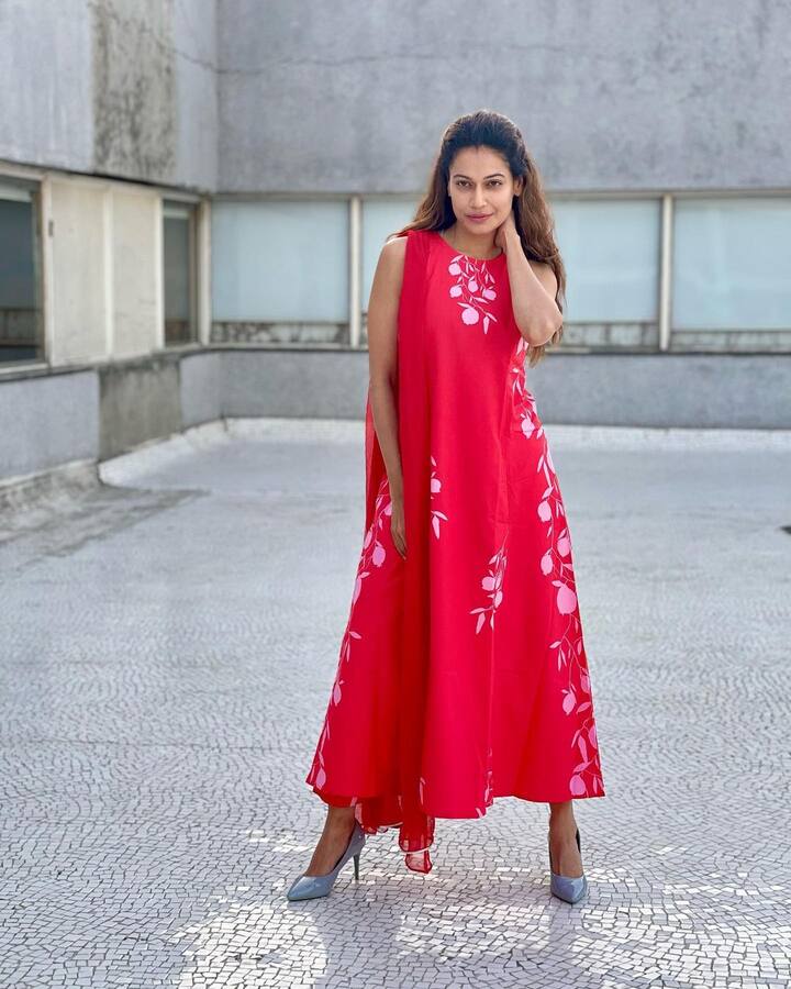 Lock Upp : अभिनेत्री पायल रोहतगी (Payal Rohtagi) ही लॉकअपमधील सर्वात चर्चेत असलेल्या आणि मजबूत खेळाडूंपैकी एक आहे.(photo:/payalrohatgi/ig)