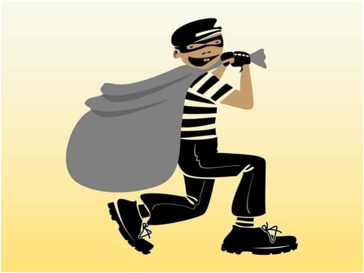 Thieves Attempt To Break Open Bank, Medical Store In Mundhwa Area Pune Crime News: मुंढवा परिसरातील बँक, मेडिकल स्टोअर फोडण्याचा प्रयत्न; पोलिसांकडून तपास सुरु
