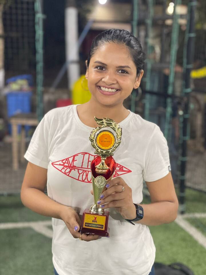 सामना चुरशीचा होता. मात्र महाअंतिम फेरीत टीम संजनाने बाजी मारली. खेळ म्हण्टलं तर हार-जीत ही आलीच. मात्र संपूर्ण टीमला एकत्र बांधून ठेवण्याचा हा स्तुत्य उपक्रम राबवल्याबद्दल सर्वांनीच दिग्दर्शक रवींद्र करमकरकर यांचे आभार मानले.