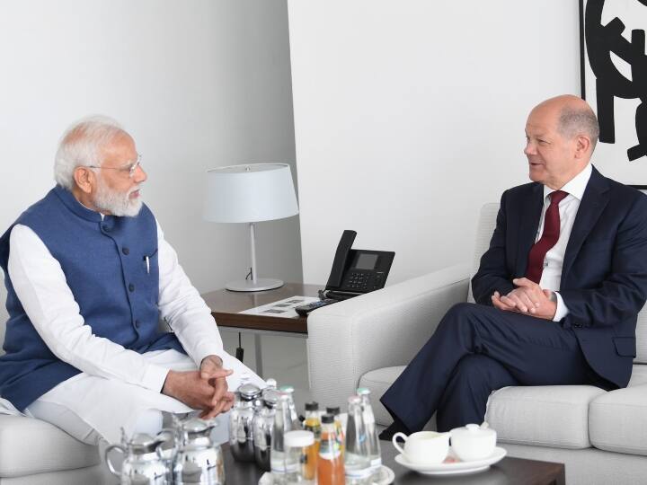 PM Modi Europe Visit: बर्लिन में पीएम मोदी को दिया गया गार्ड ऑफ ऑनर, जर्मनी के चांसलर से की मुलाकात