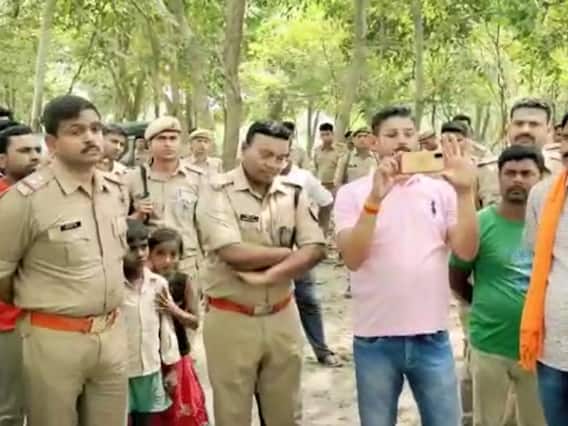 Sitapur Crime News: धार्मिक भावनाओं को ठेस पहुंचाने वाले 3 और आरोपियों पर NSA, अब तक 5 गिरफ्तार Sitapur Crime News: धार्मिक भावनाओं को ठेस पहुंचाने वाले 3 और आरोपियों पर NSA, अब तक 5 गिरफ्तार