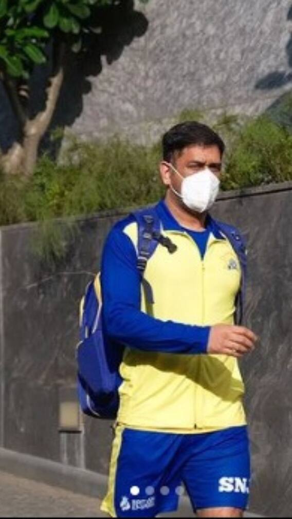 ক্যাপ্টেন ধোনির হাত ধরেই ''কামব্যাক সুপার কিংস