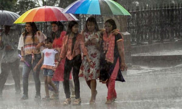 Punjab Weather Forecast: weekly weather and pollution report of punjab, amritsar, jalandhar, ludhiana, patiala 2 may, rain alert in punjab in this week Punjab Weekly Weather Forecast: पंजाब में बदला मौसम, कई दिनों तक छाए रहेंगे बादल और होगी बारिश, जानें- इस हफ्ते के मौसम का पूरा हाल