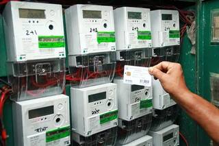 Electricity Bill : उन्हाळ्यात एसी चालवताना वीज बिल कमी करण्यासाठी फॉलो करा 'या' 5 सोप्या टिप्स...